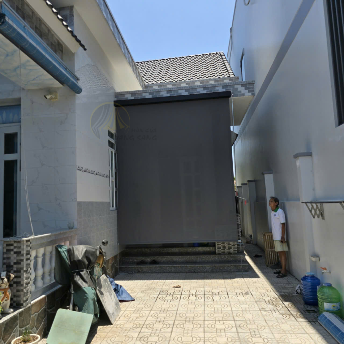 Lắp đặt rèm ngoài trời